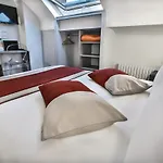 Отель De Champagne 3*