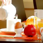 De Champagne Отель Анже