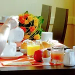 Отель De Champagne 3*