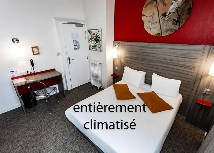 De Champagne Otel 3*