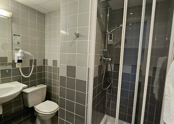 De Champagne Otel 3*