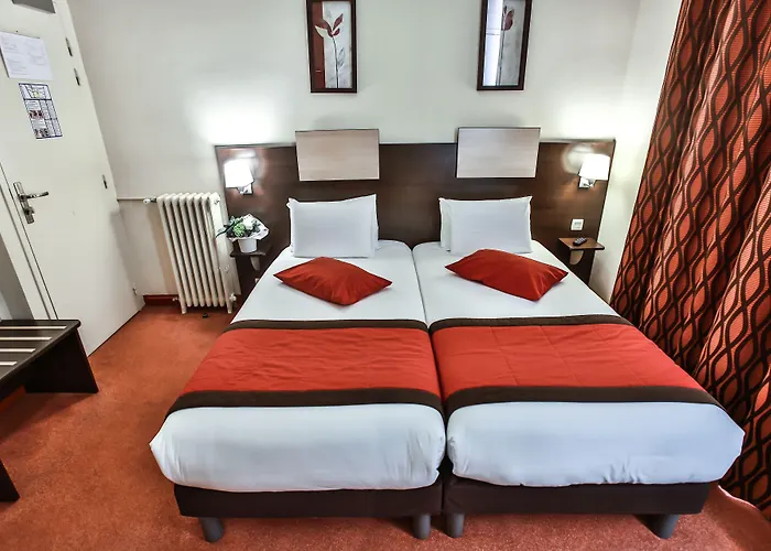 Otel De Champagne Angers